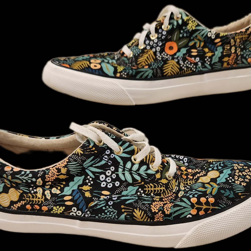 Rifle Floral Canvas Lace-Up Sneakers - Black with Multicolor Floral Print - Picture 4 of 6
